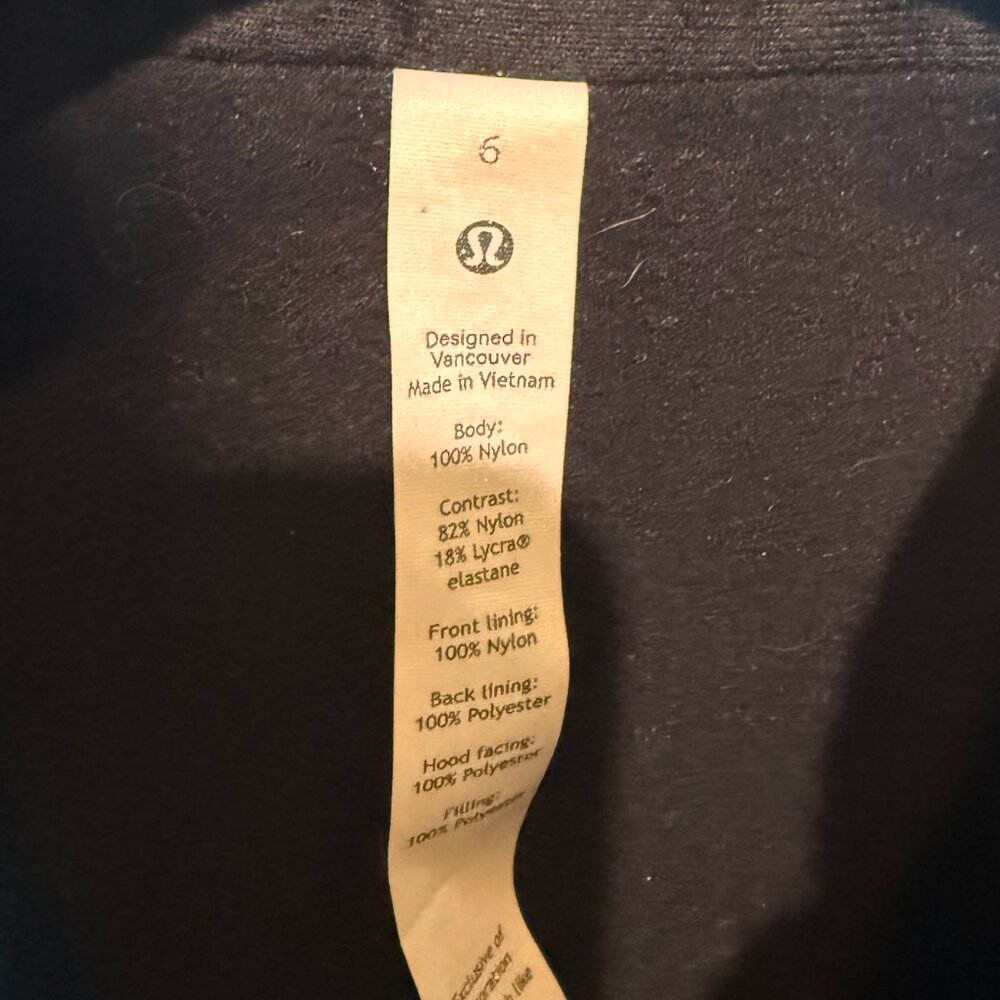 Lululemon Another Mile Vest Womens Size 6 Black Puffer Running Reflective - Picture 2 of 9